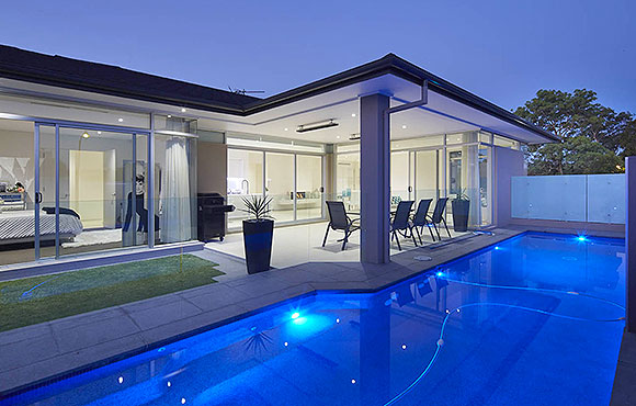 Cairns Glass Pool Fencing & Balustrading